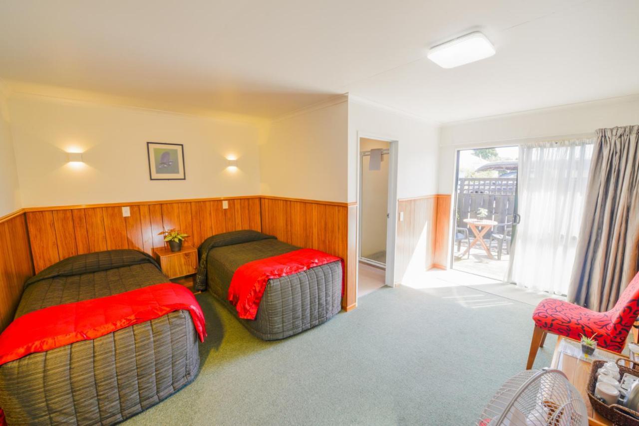 Wilderness Motel Accommodation Haast Exteriör bild
