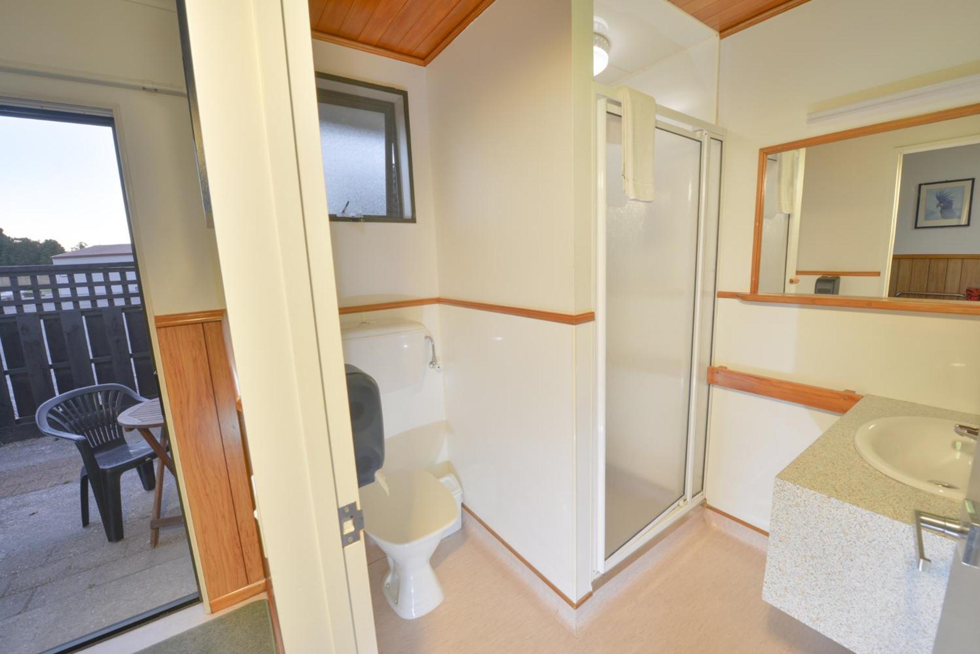 Wilderness Motel Accommodation Haast Exteriör bild